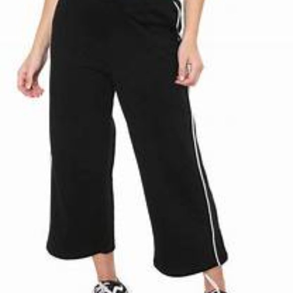 NWT Vans Gleam Double Stripe Wide Leg Crop Pants - Picture 3 of 3